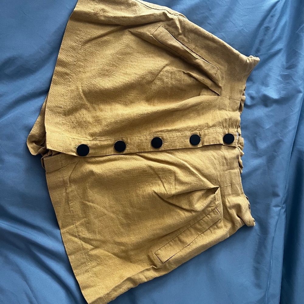 Le Lis skirt with shorts, M